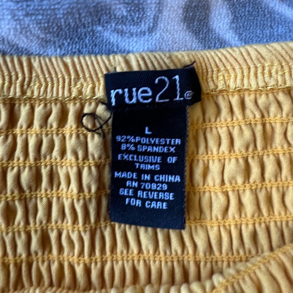 Yellow tube top - Picture 2 of 2